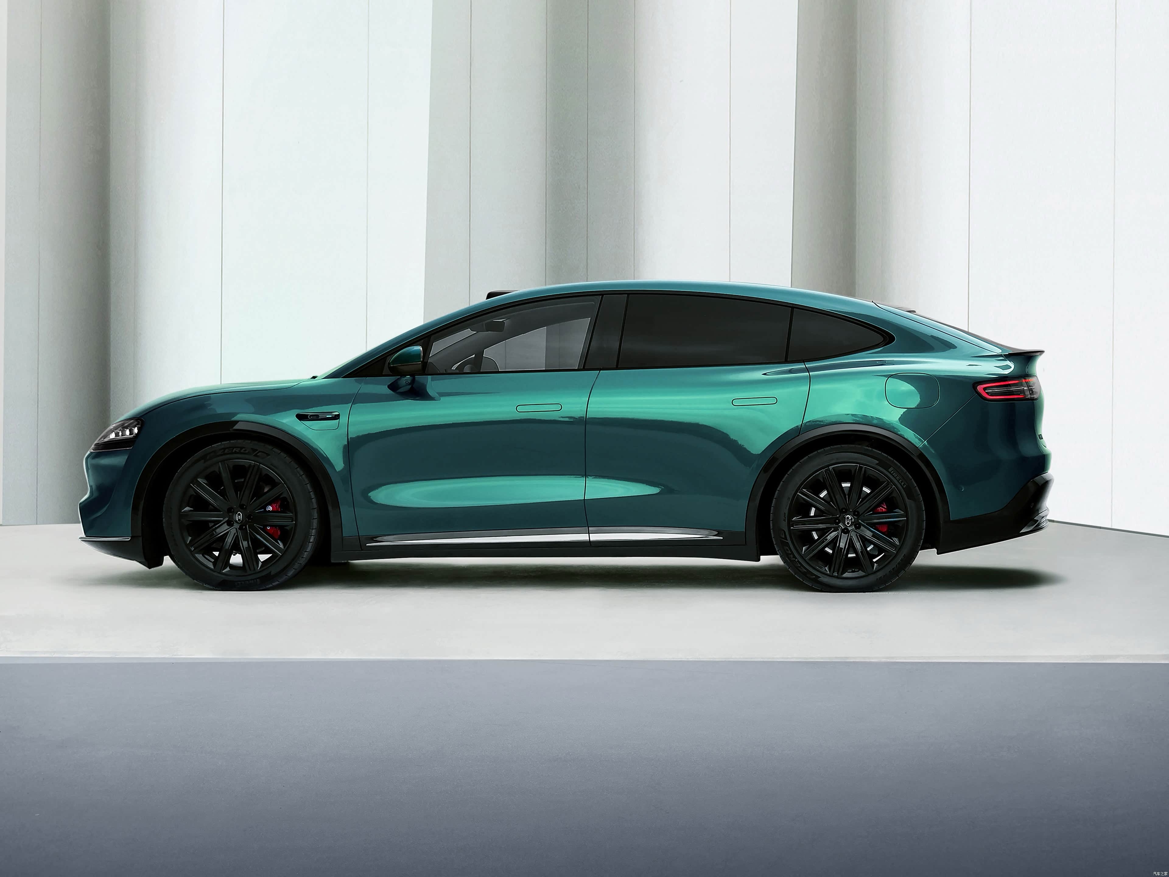 智界汽车新春购车权益加码智界品牌已经实现连续3个月交付破万，势头强劲！目前智界汽