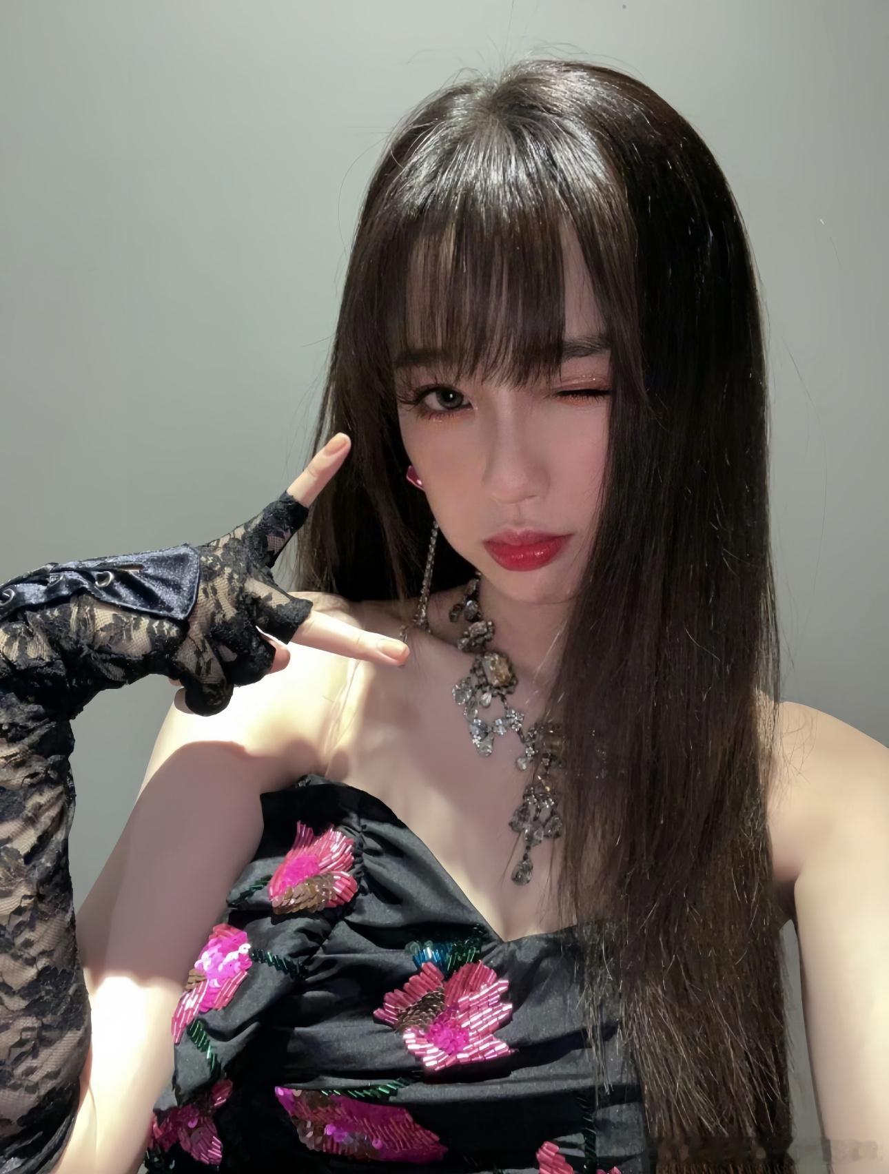 虞书欣  ysx虞书欣﻿灿如繁星 ysx虞书欣﻿灿如繁星 我们珍惜最好的彼此  