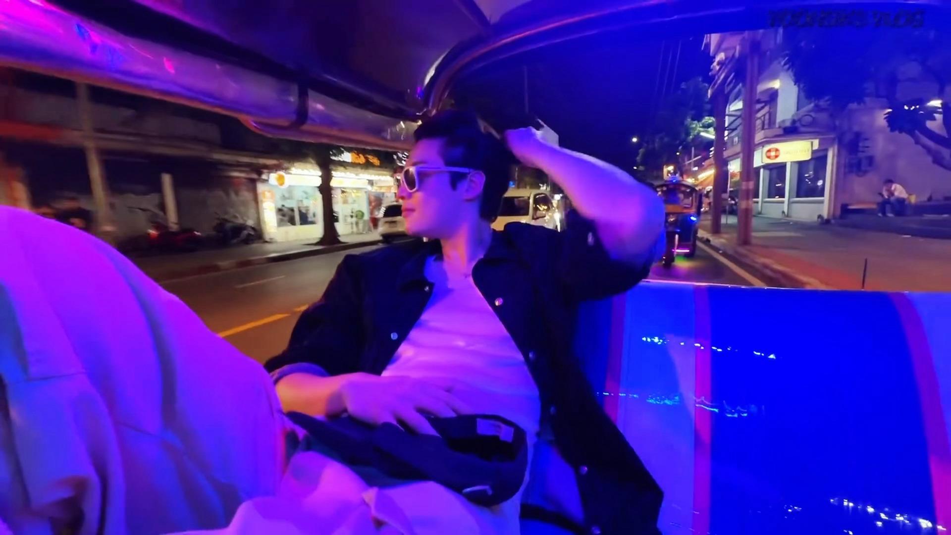 好喜欢这种无视角度无视状态，纯素颜无所顾忌自然流接地气状态vlog！  金允植