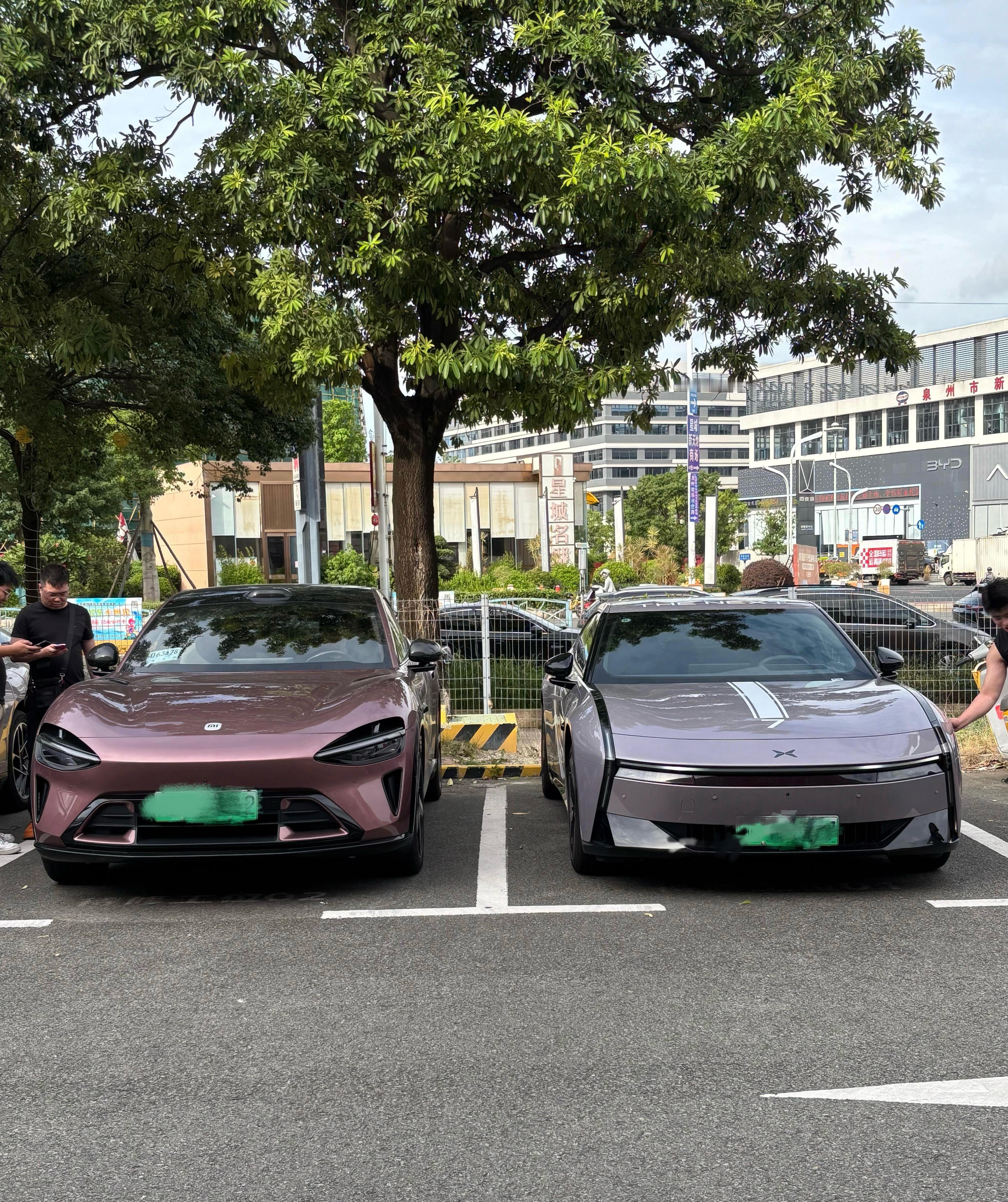 世纪难题：小米yu7和小鹏p7在你眼前你选哪个？我都想要[捂嘴哭] ​​​