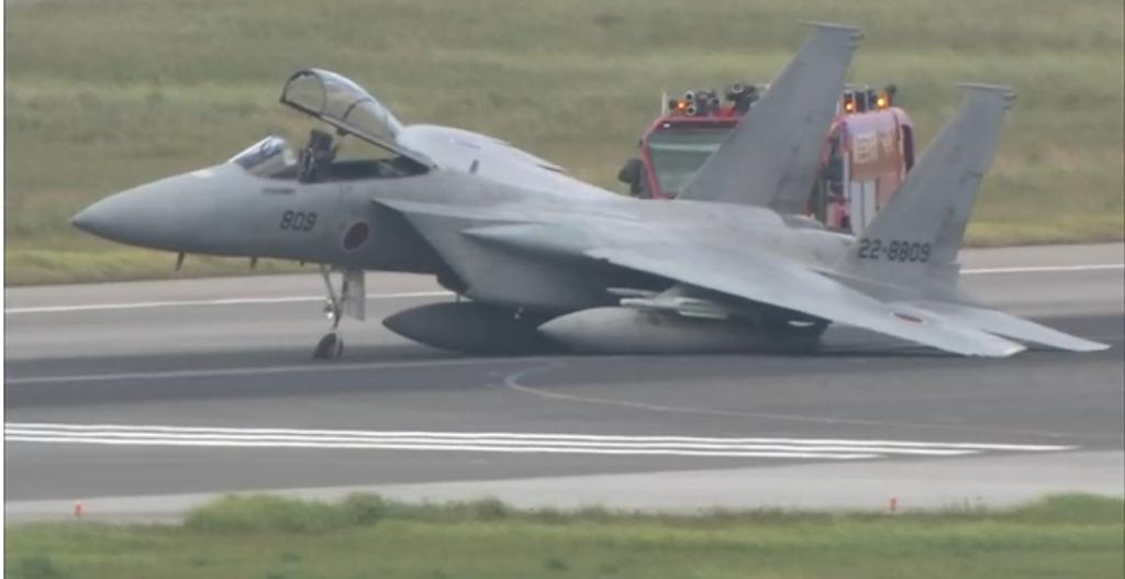 8月18日，我方TB‑001无人机在东海、琉球群岛附近的国际空域开展飞行活动，全