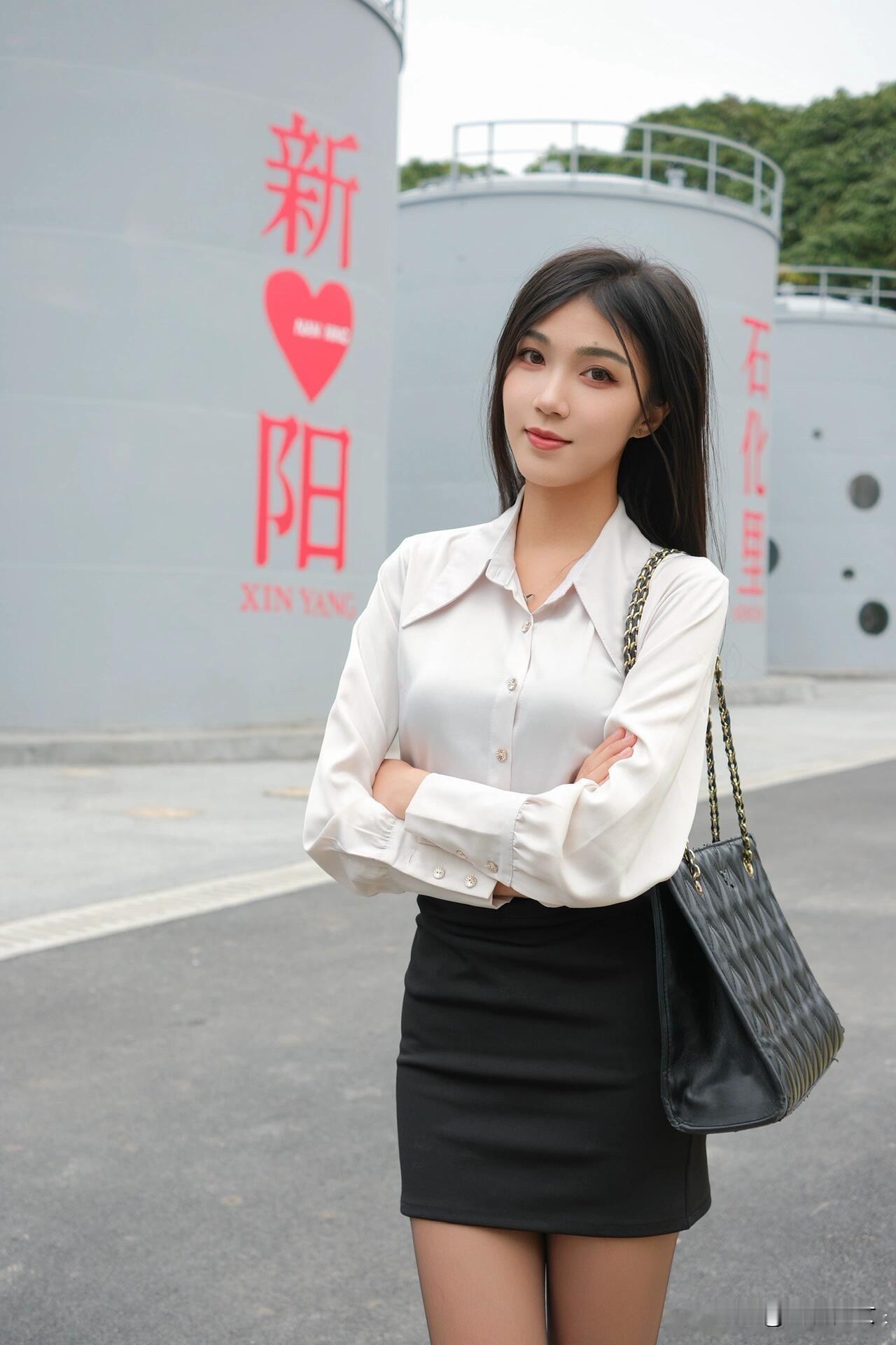 什么样的穿搭可以成为气质女神?女生如何穿搭看起来时尚更有品味呢 有哪些适合熟女的