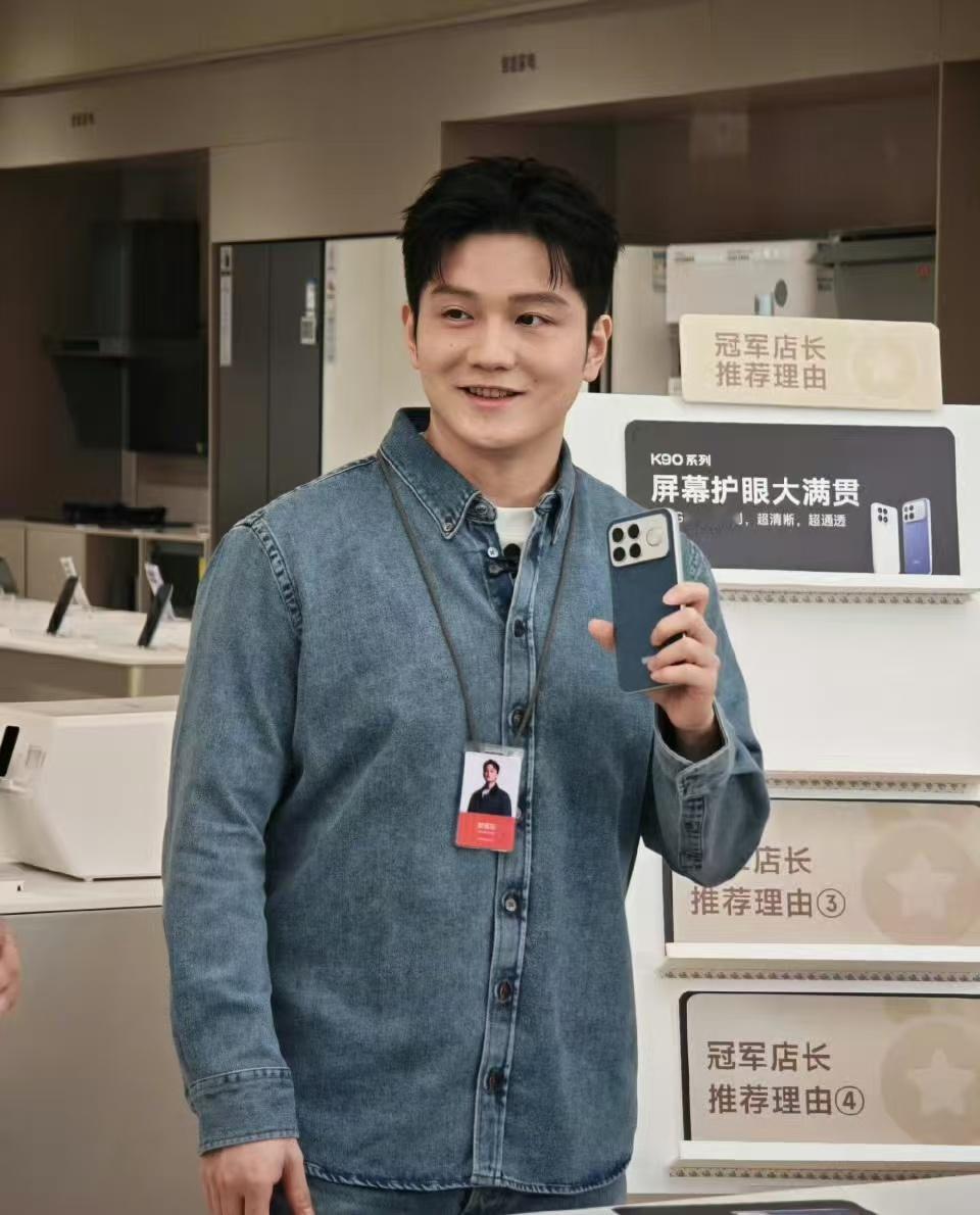 小米真是请对人了，谁不想看樊振东，羡慕能亲眼见到的朋友，我也想看 