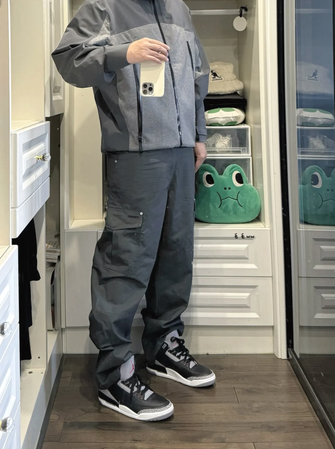 乔三黑水泥｜格雷系穿搭