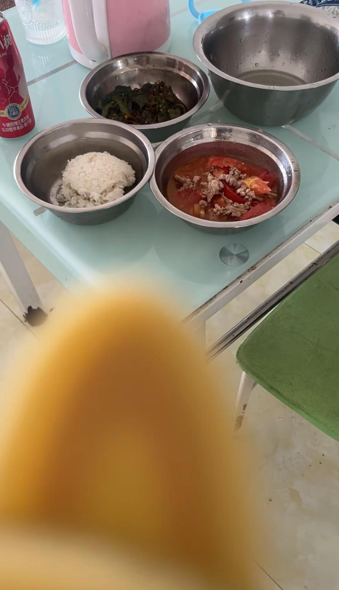 今天我发烧了，我婆婆带我去医院了  谢谢婆婆带我真好 ขอบคุณนะแม่ที