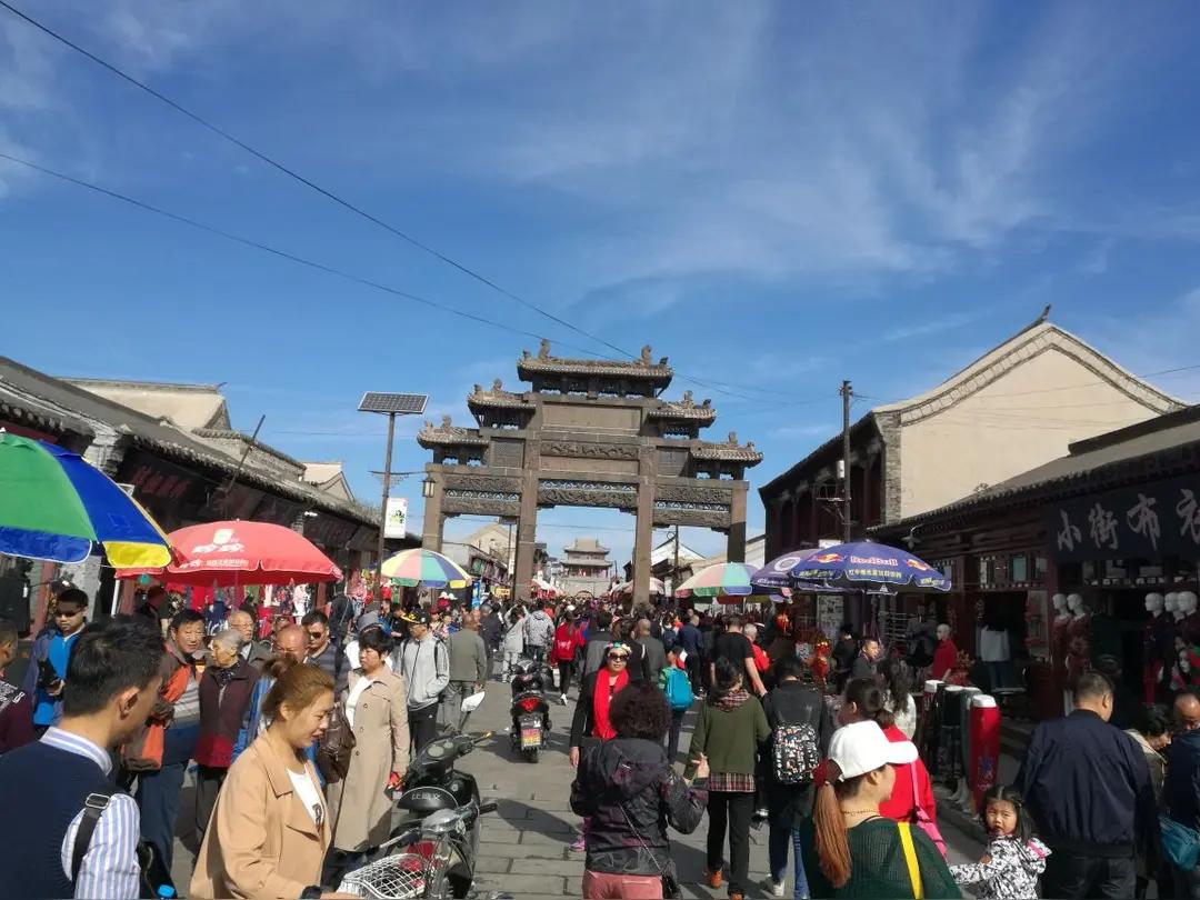 兴城古城底蕴深厚、建筑风貌别具一格，其岁月韵味，是旅途中最令人难忘的印记。
漫步