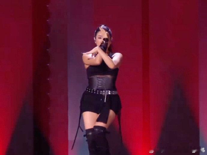 淡淡唐艺昕给陈凯琳解释破罐破摔 又被姐姐们的相处甜到！不懂就问的陈凯琳乖巧又可爱