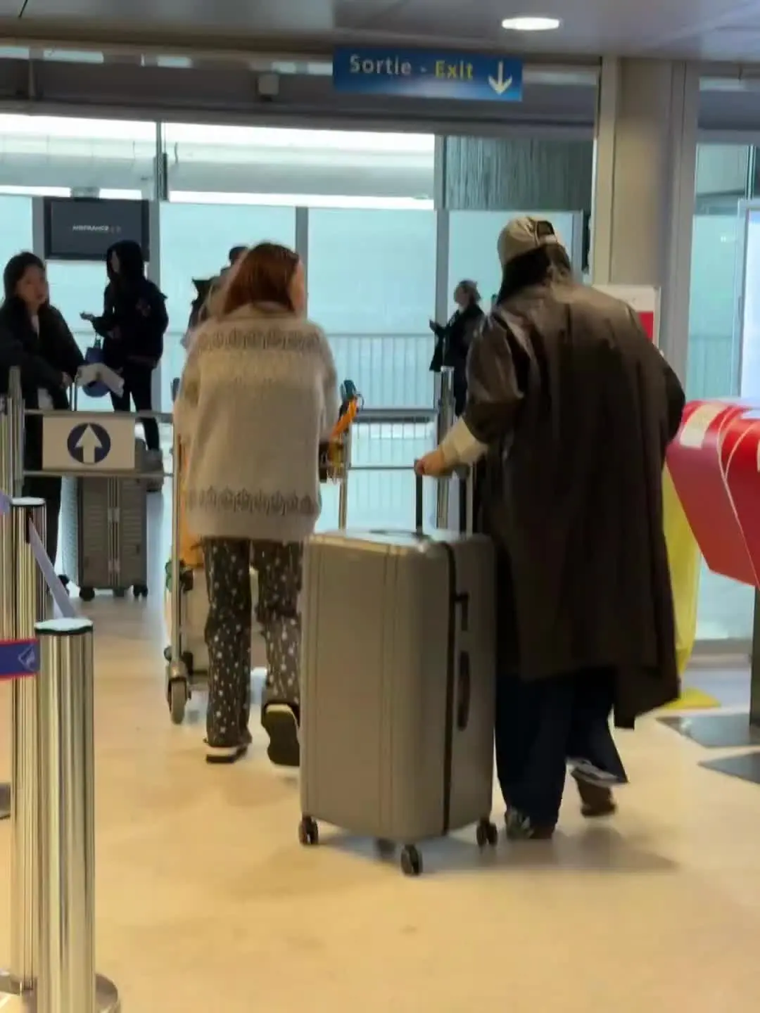 终于结束异国恋了