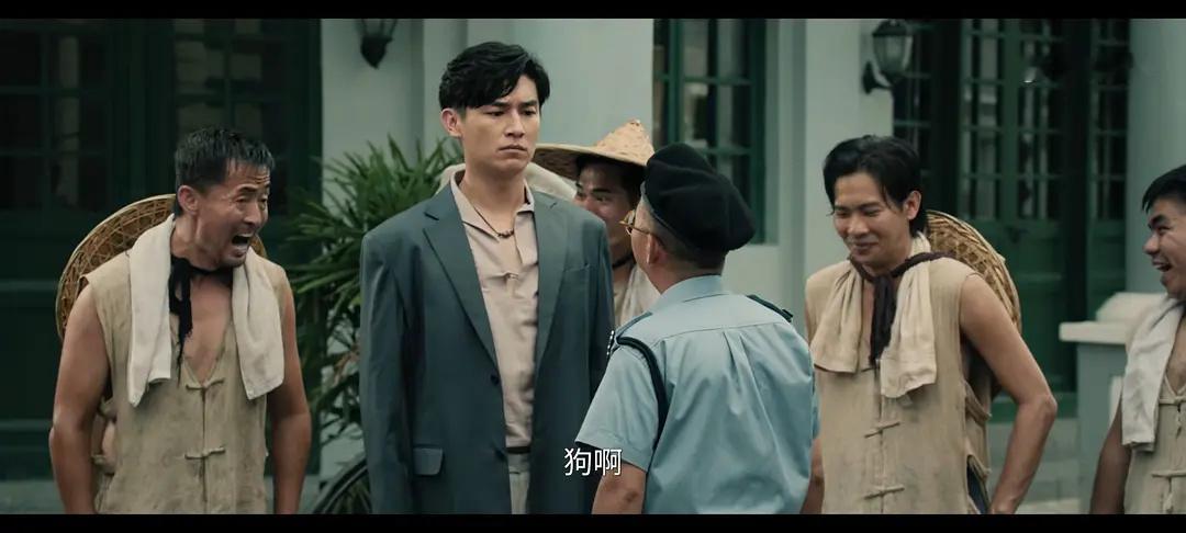 杨旭文多高啊这是，真的很搞笑，剧里超大一只，装装壮壮凶凶的 ​​​