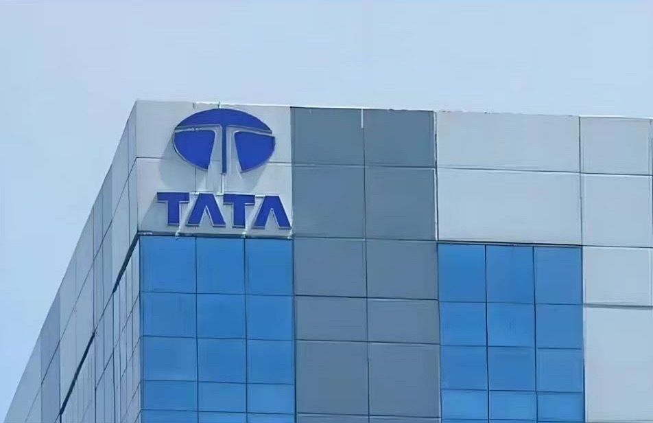 塔塔集团 日前，英国政府确认，将为塔塔集团在英格兰西南部新建的电池工厂提供3.8