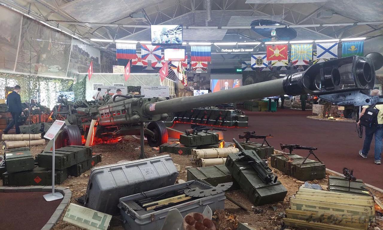 正在进行的俄罗斯“Army-2023（军队-2023）”军事国际技术论坛上，个人