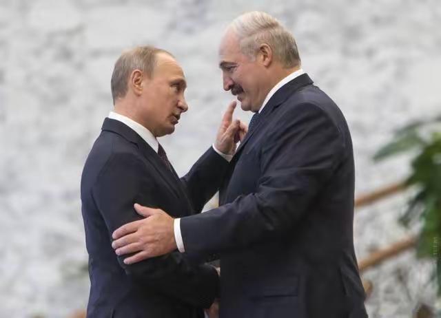 卢卡申科爆料惊天消息：白俄罗斯情报部门向他汇报，“不友好国家”可能正在策划针对普