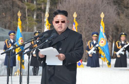 金正恩又出手了，这次直接连中国都牵涉进来！刚说完要派3万人去支援俄罗斯，现在又突