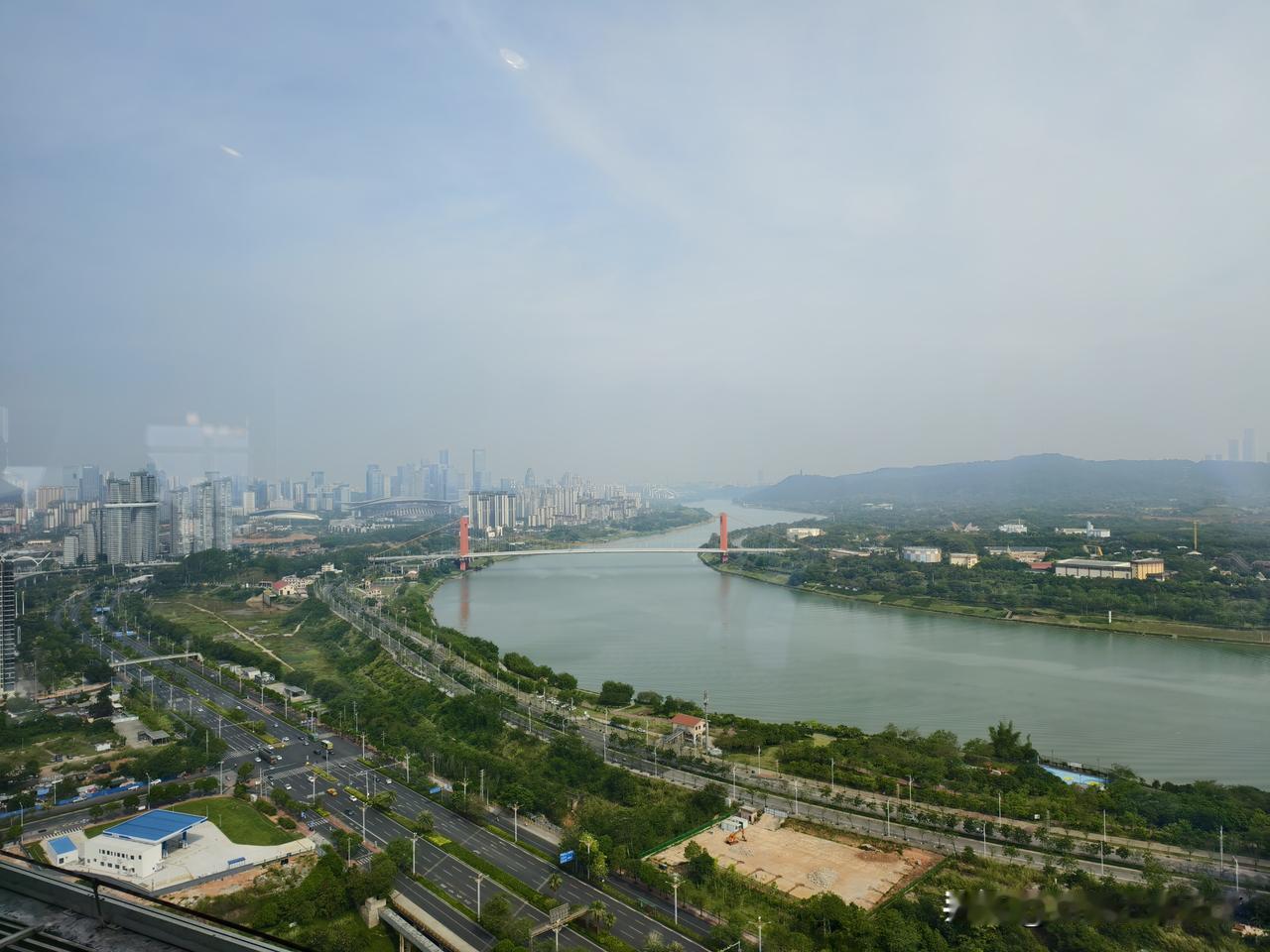 在这里上班每天的心情都是美丽的