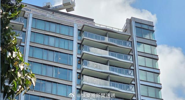 香港主体经济香港房地产香港楼市 「长实 半山豪宅应天 錄首宗成交 頂層連天台大宅