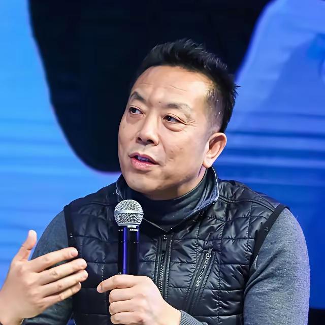 贾国龙屡次做出令人不解的行为应该是有原因的

时隔100多天以后，贾国龙没有痛定