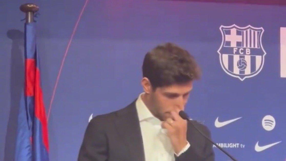 塞尔吉·罗伯托：“对于球迷们，我本想在球场上说再见，但我会永远感激你们这些年来的