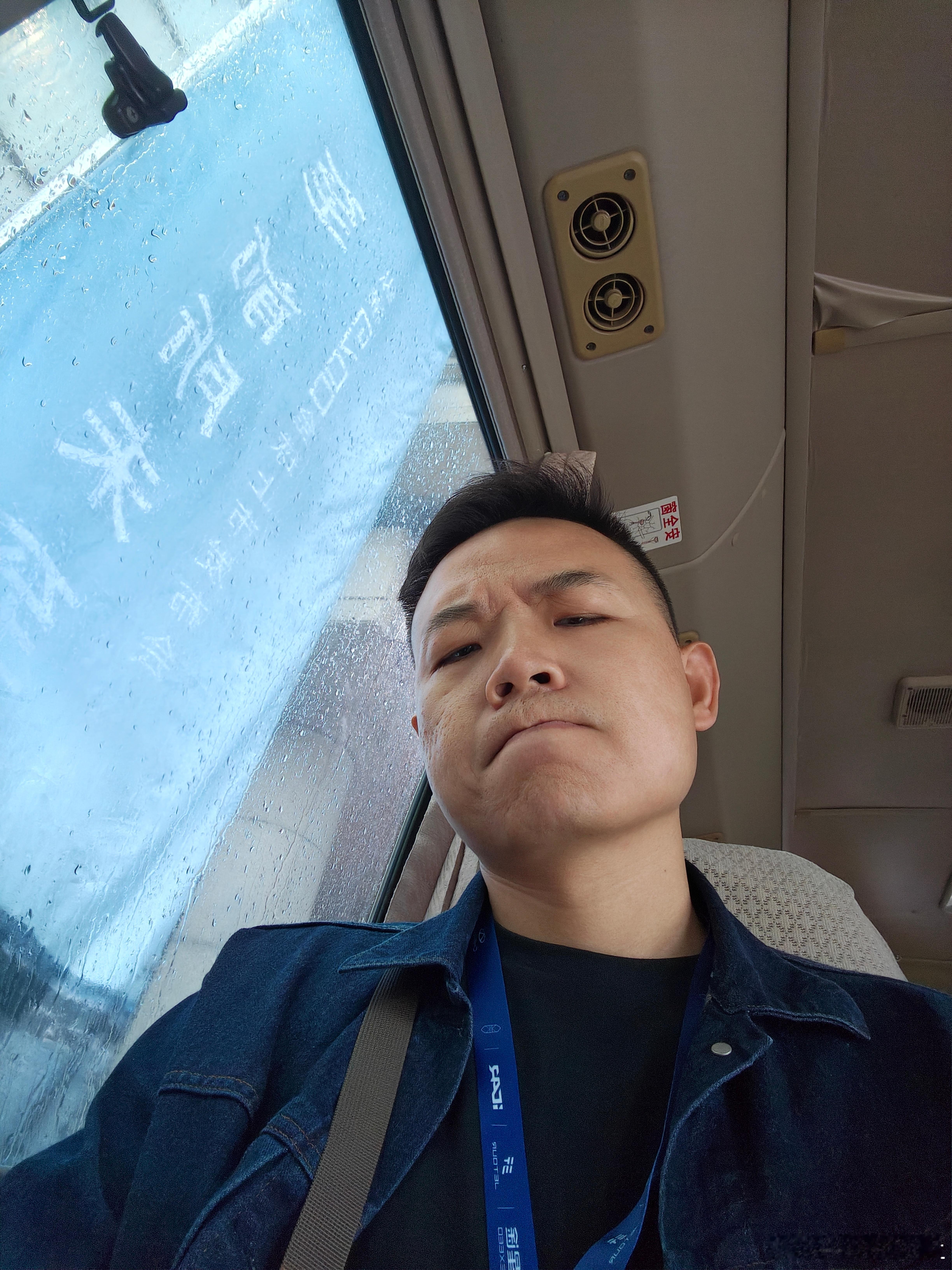 拉磨的驴已经上线大周末的没有吃草料可以先拉一上午热热身中午再吃饭[允悲][允悲]