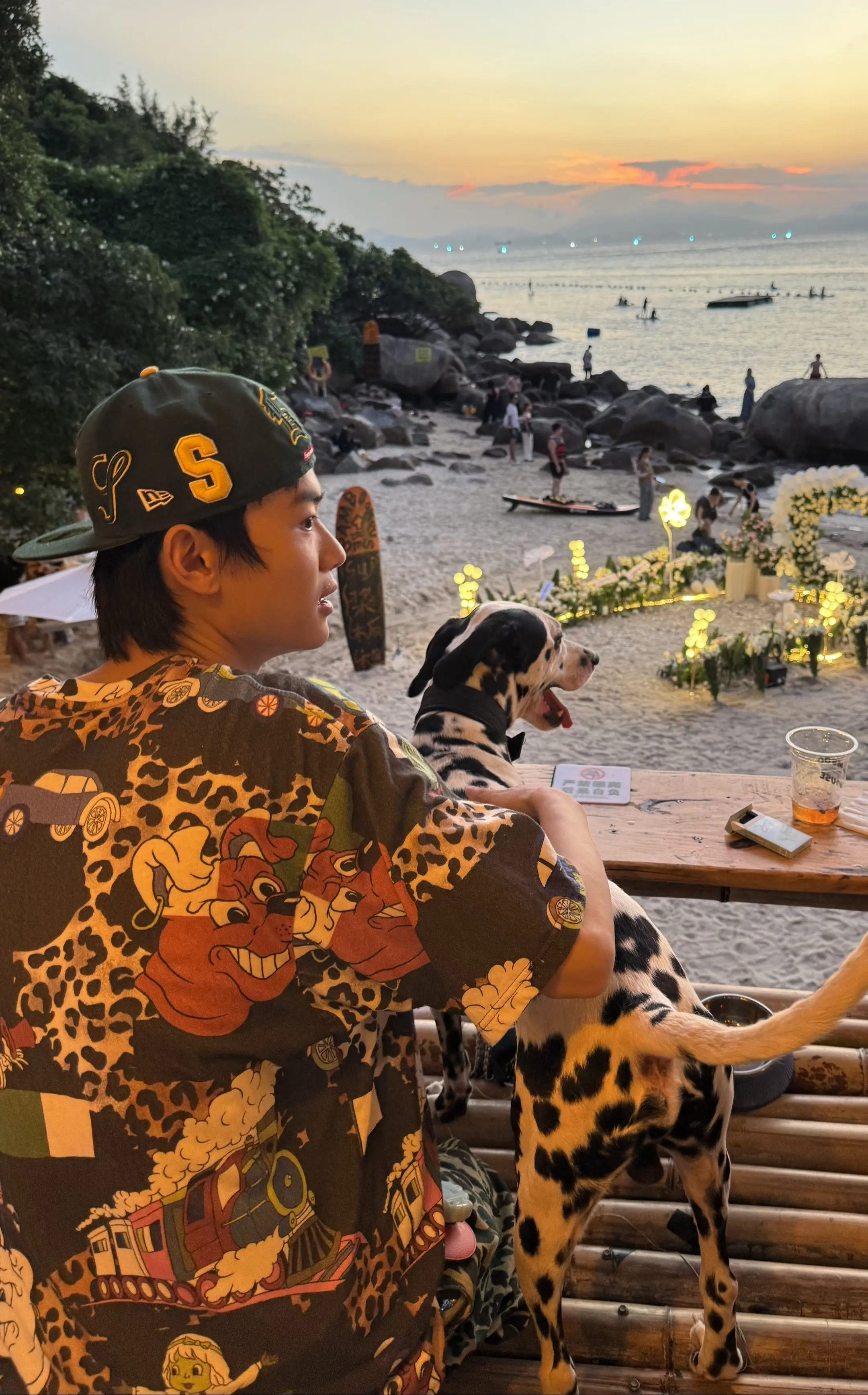 midsummer madness 来深圳海边一日游 遇到了超活泼的小...