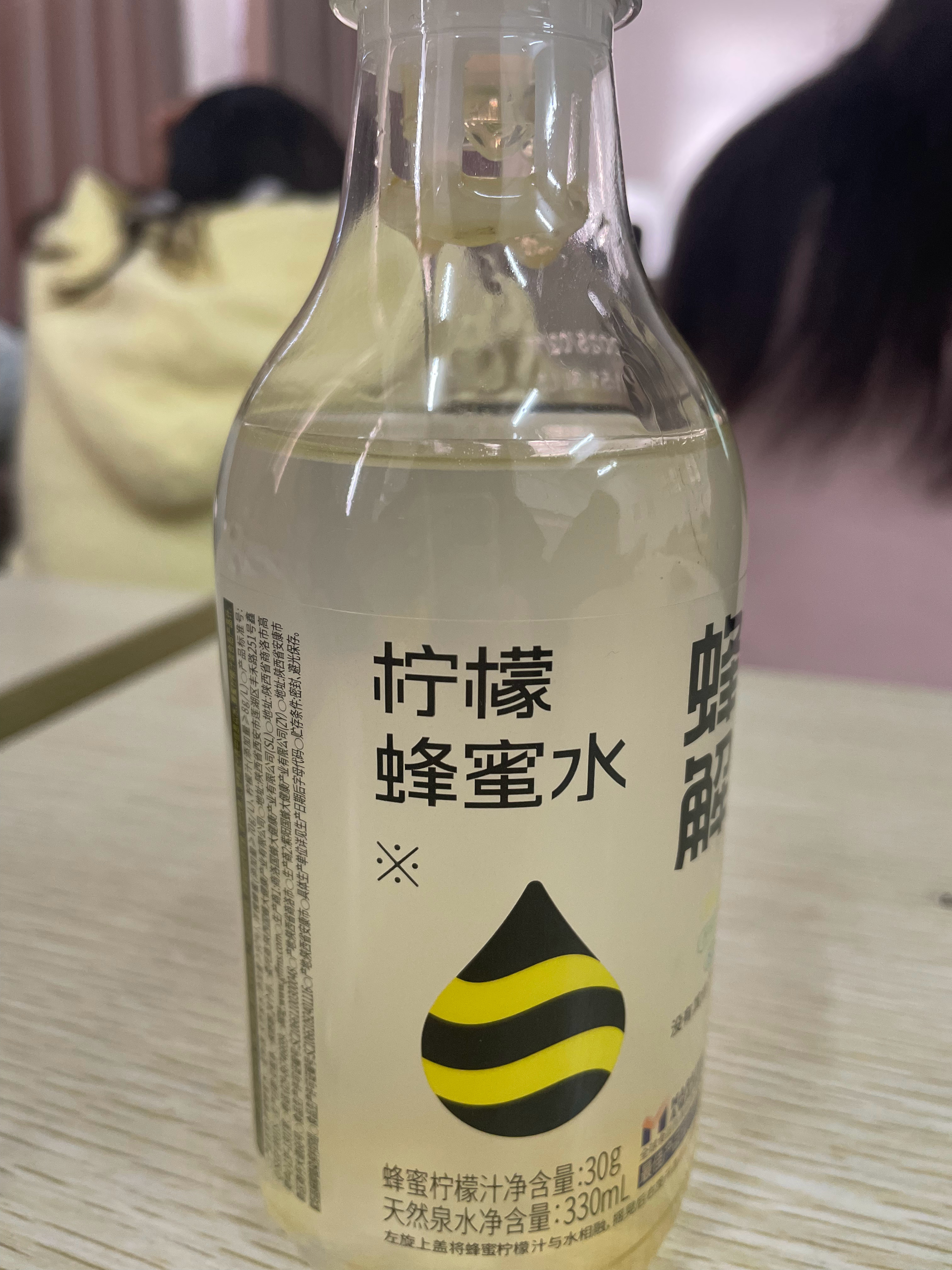 早八的乐趣就是玩这种水 