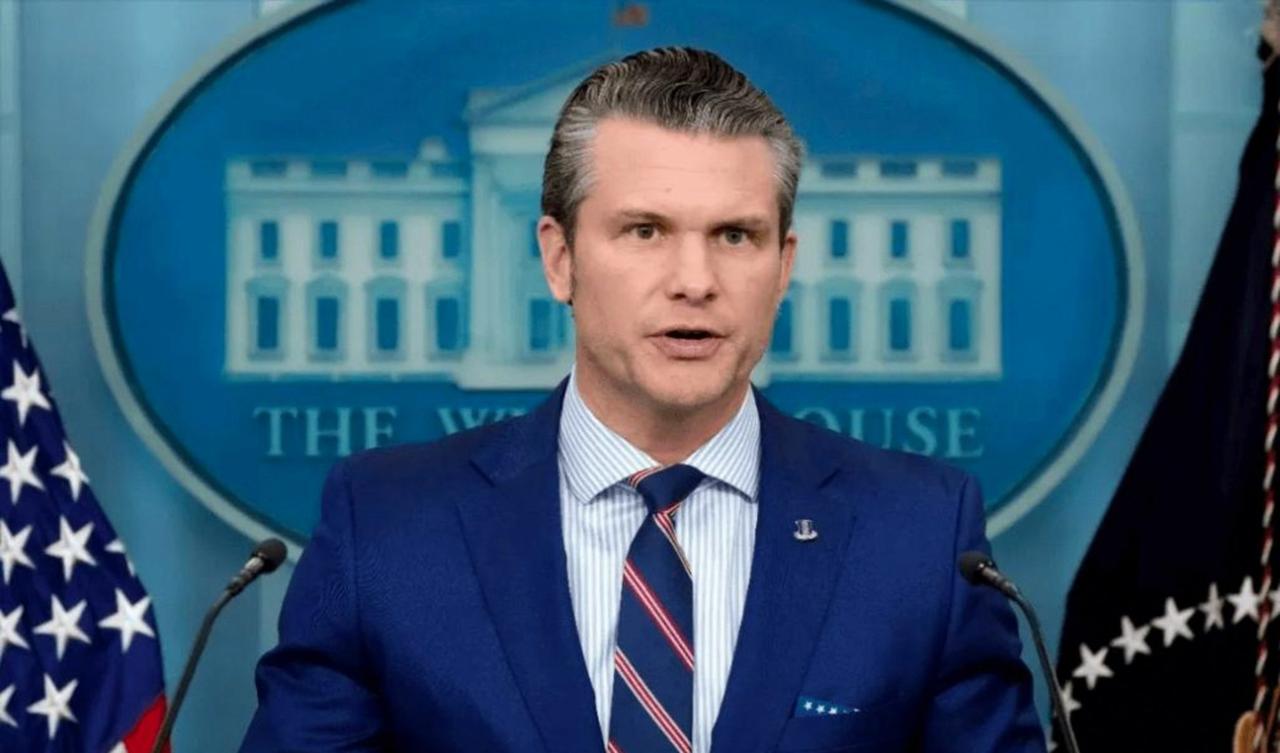 美防长赫格塞思高调宣布“战果”。据有关媒体报道，美防长赫格塞思在新闻发布会上称，