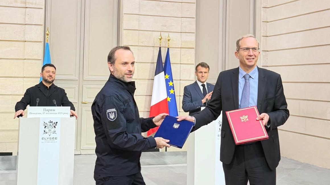 乌克兰向法国阿尔斯通公司订购55辆铁路机车2025年11月17日——法国阿尔斯通