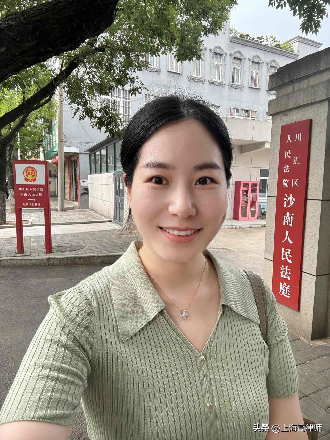 开庭｜服务合同纠纷
出差河南
一早到周口派出法庭开庭
刚好碰上书记员临时有事，开