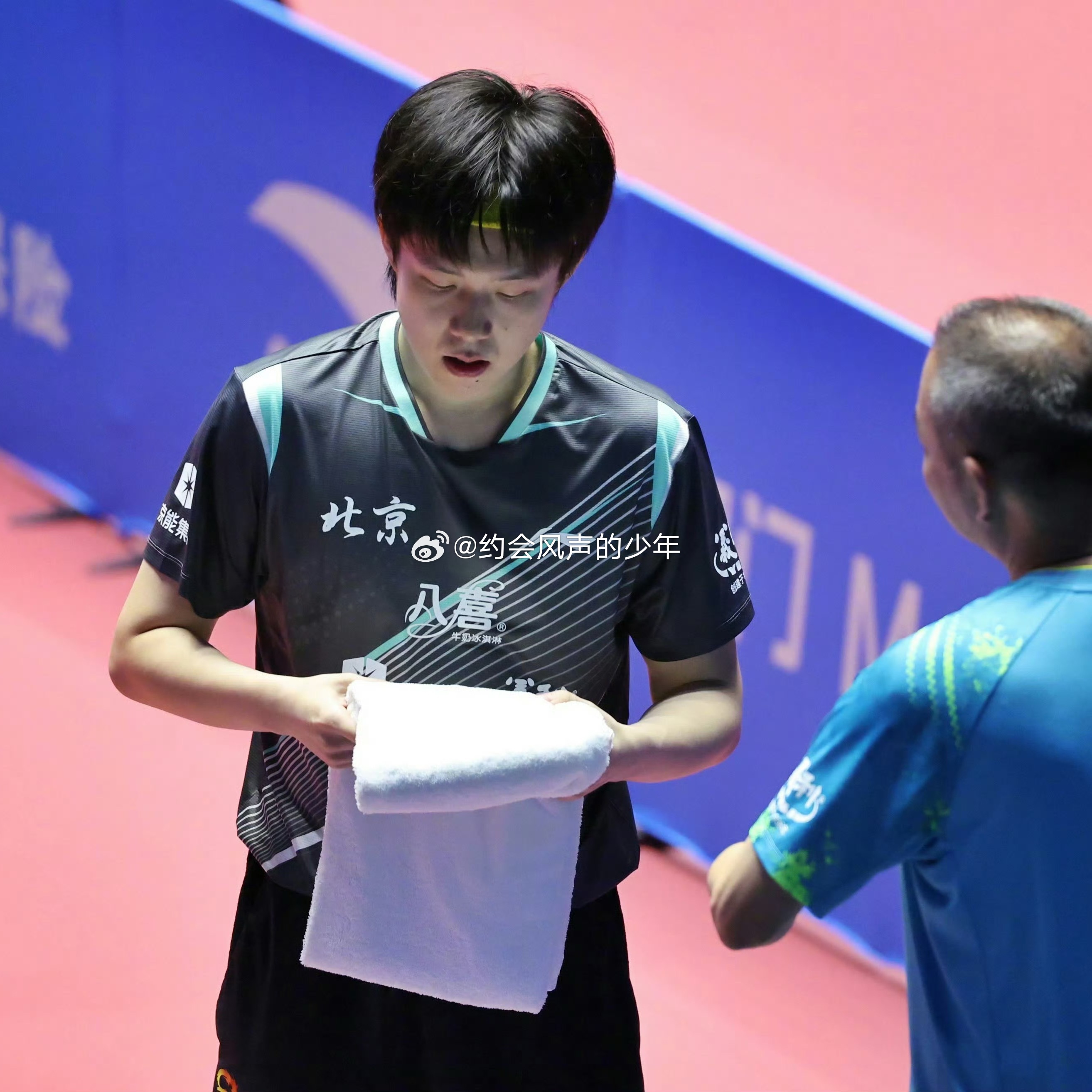 王楚钦vs魏世皓｜王楚钦4比1战胜魏世皓 恭喜王楚钦！关键是对手也不弱啊，很多局