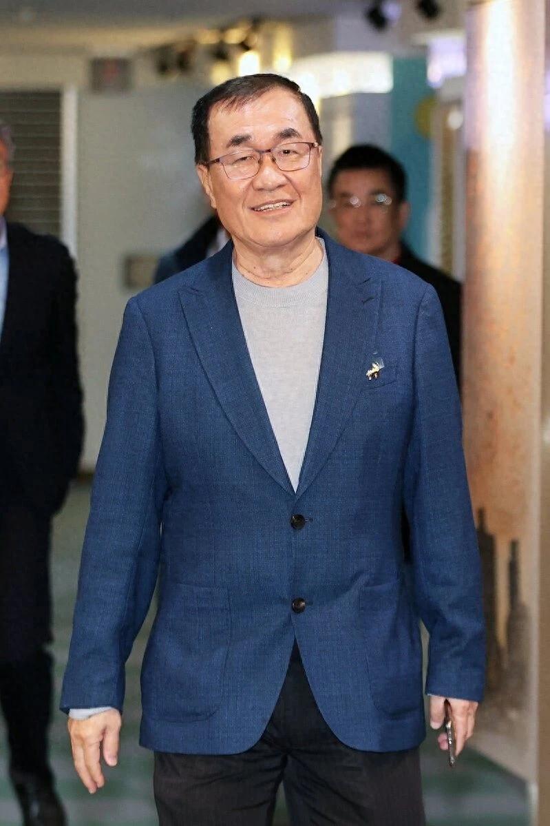 有媒体问到，前几天赖清德逛宠物展有尝试狗粮，会想尝试看看吗？国民党新北市长参选人