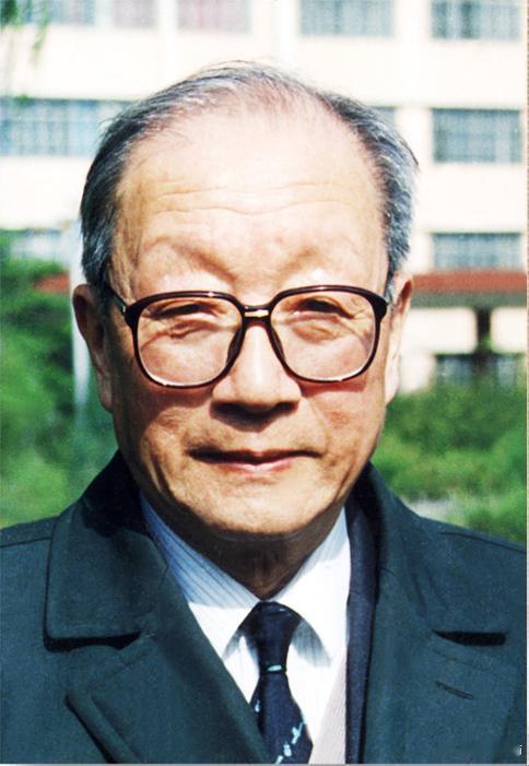 如果您刷到了，请您停留3秒钟，向王大珩：中国光学玻璃研究第一人致敬！随手点赞！献