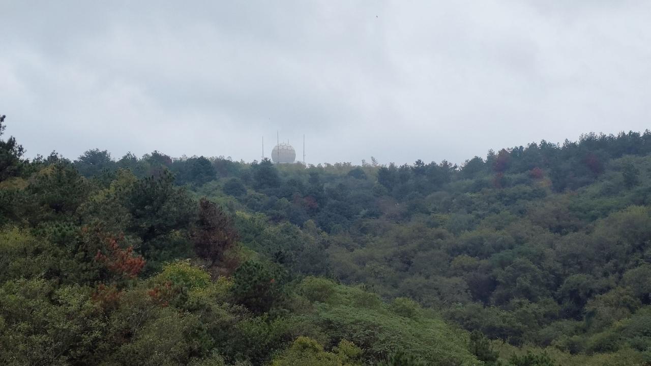 奶奶说：我们溧水人，面朝石臼湖，背靠无想山，骨子里刻着圩田的韧，血液里流着胭脂河