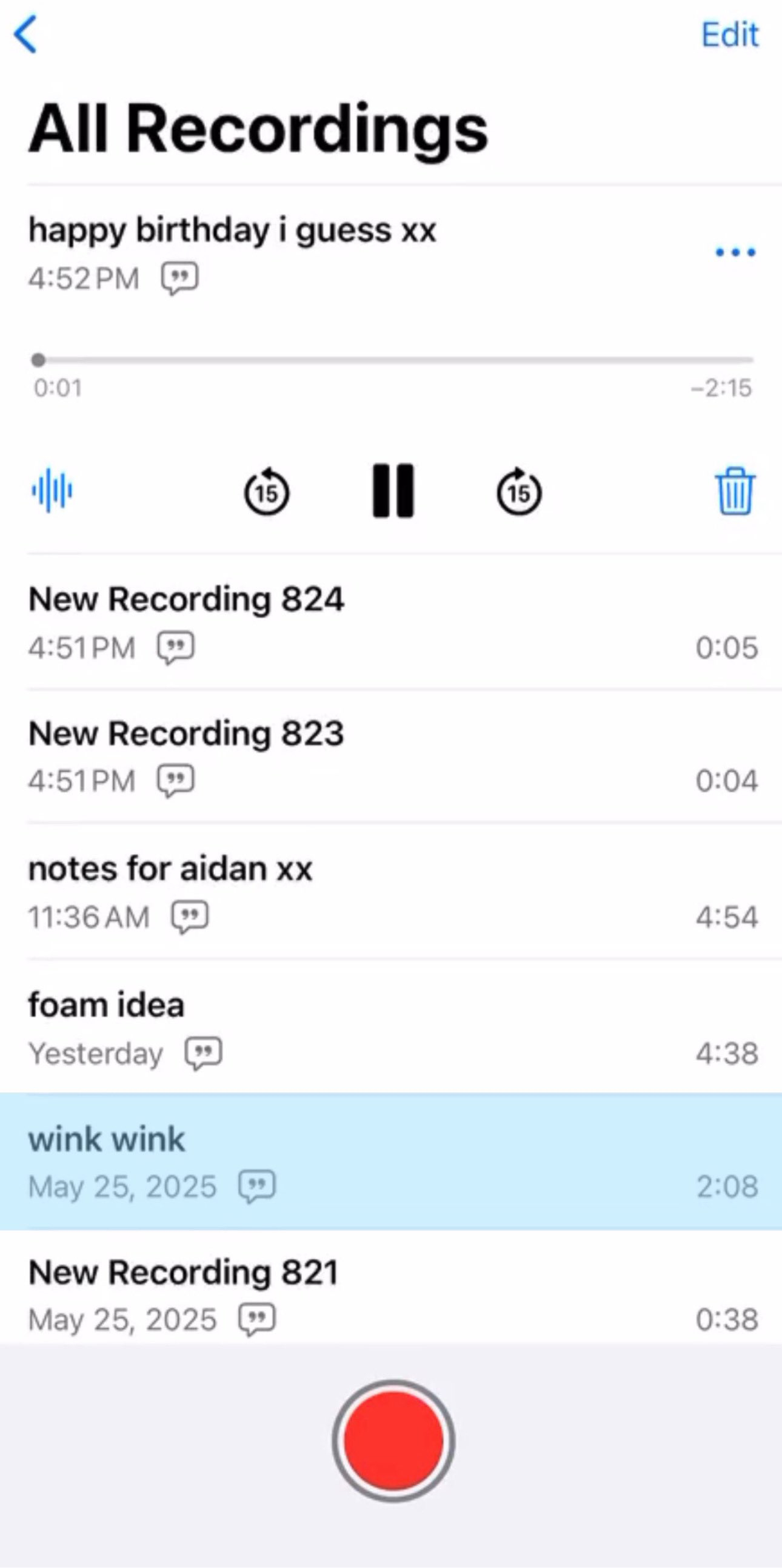 有人发现，Charli xcx 在《Wink Wink》正式发行一年多前就悄悄预