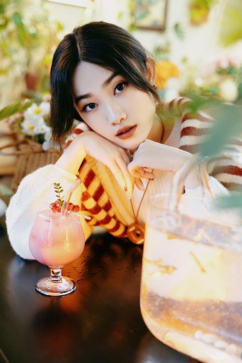 大家看新闻了吗？河南南阳一女子，拉着家人去贷款400万元钱给富豪男友，富豪男友拿