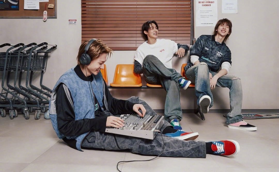 【Theqoo】拍摄美国Vans Global Campaign的新人男团COR