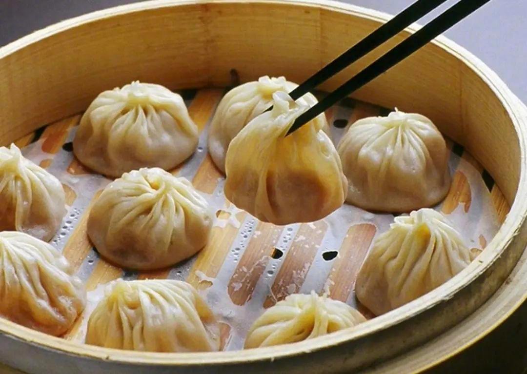 河南美食凭什么征服明星味蕾豫菜不止有烩面和胡辣汤提起河南味道，别只想到烩面与胡辣