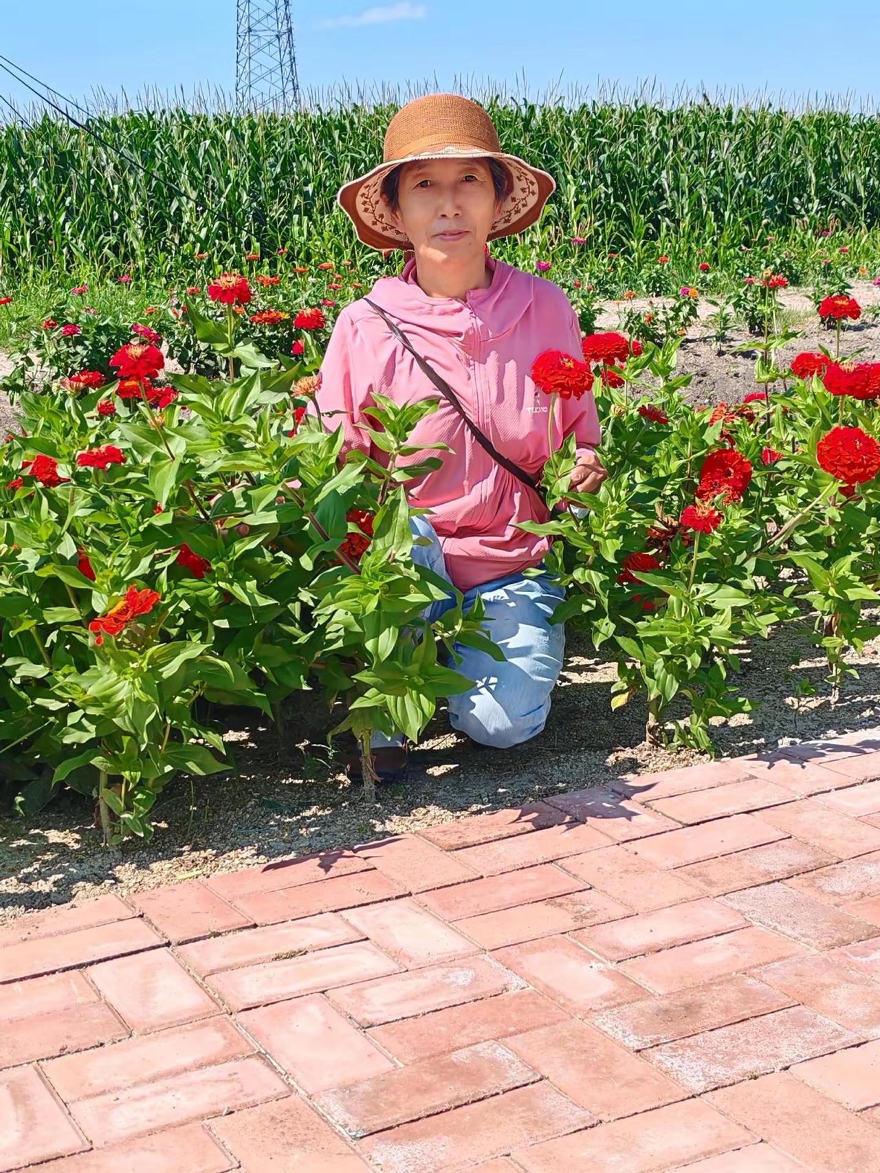 我与花儿合个影