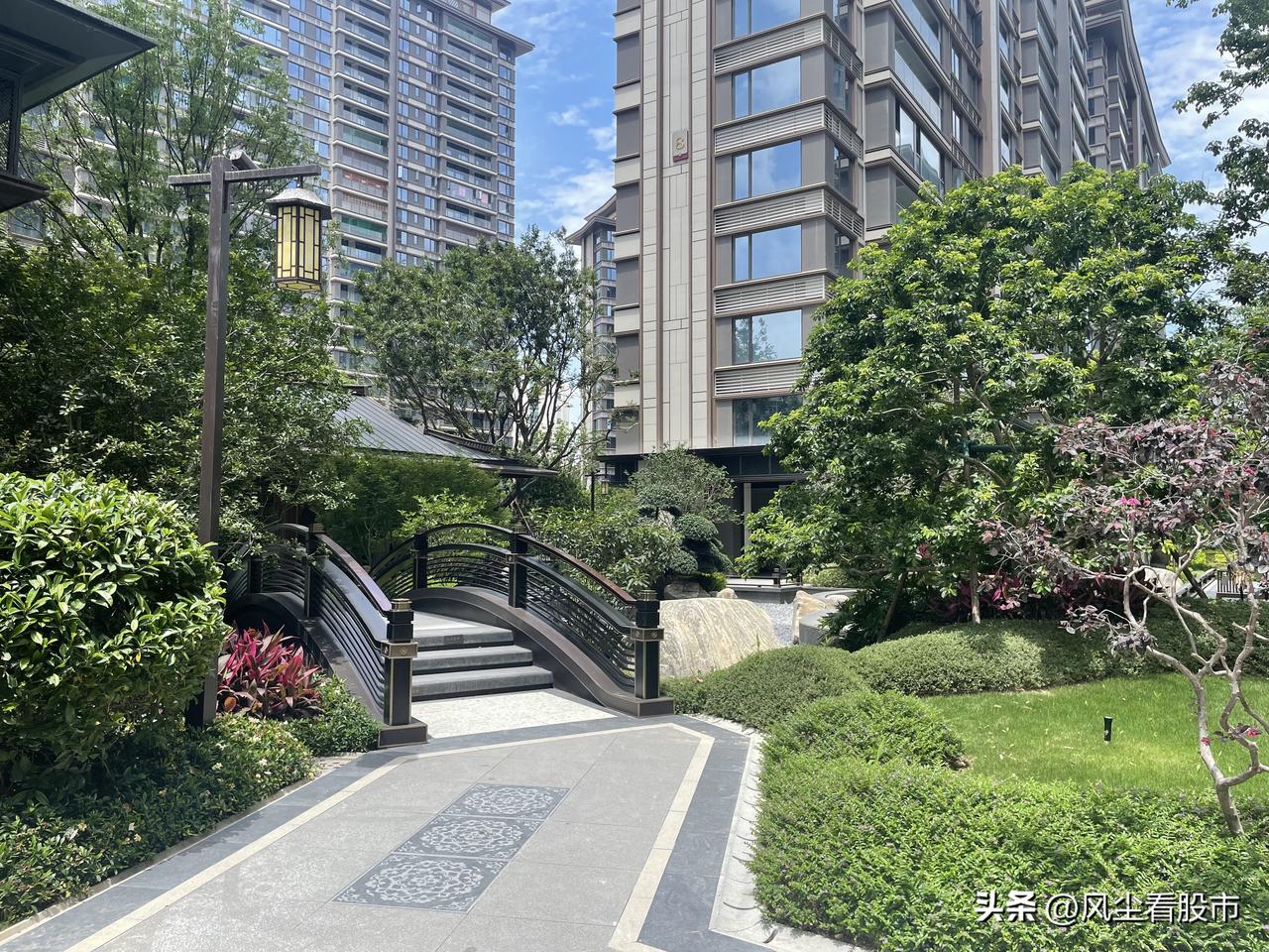 昨晚听了每日财经戴磊老师的分析吓出一身冷汗，他说科创50的行情即便今天大涨也还有