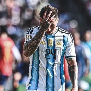 阿根廷球迷俱乐部  💔🇦🇷 恩佐和阿尔瓦雷斯没有返回阿根廷，因为他们不想回