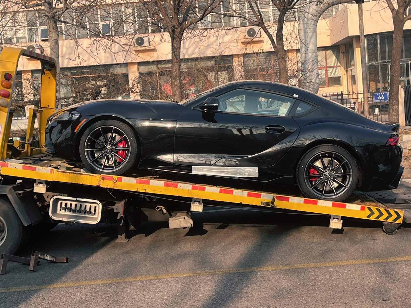 黑色A91 GR Supra手动挡安排交付办好临牌，大哥直接开回武汉柴斯基的手动