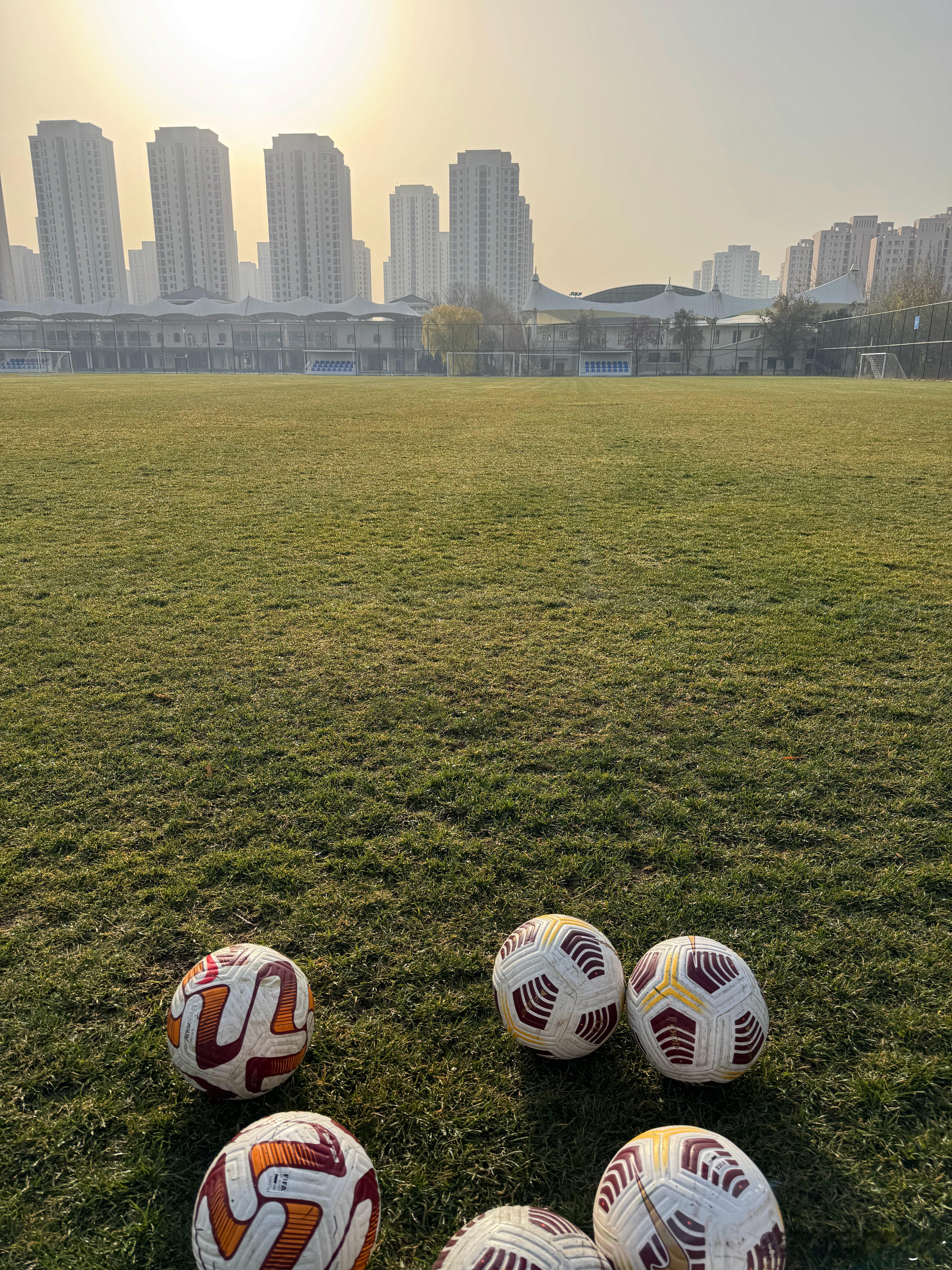 出征前倒数第二次训练。 以球会友 快乐足球 天津老甲a 天津·天津恒骏足球俱乐部