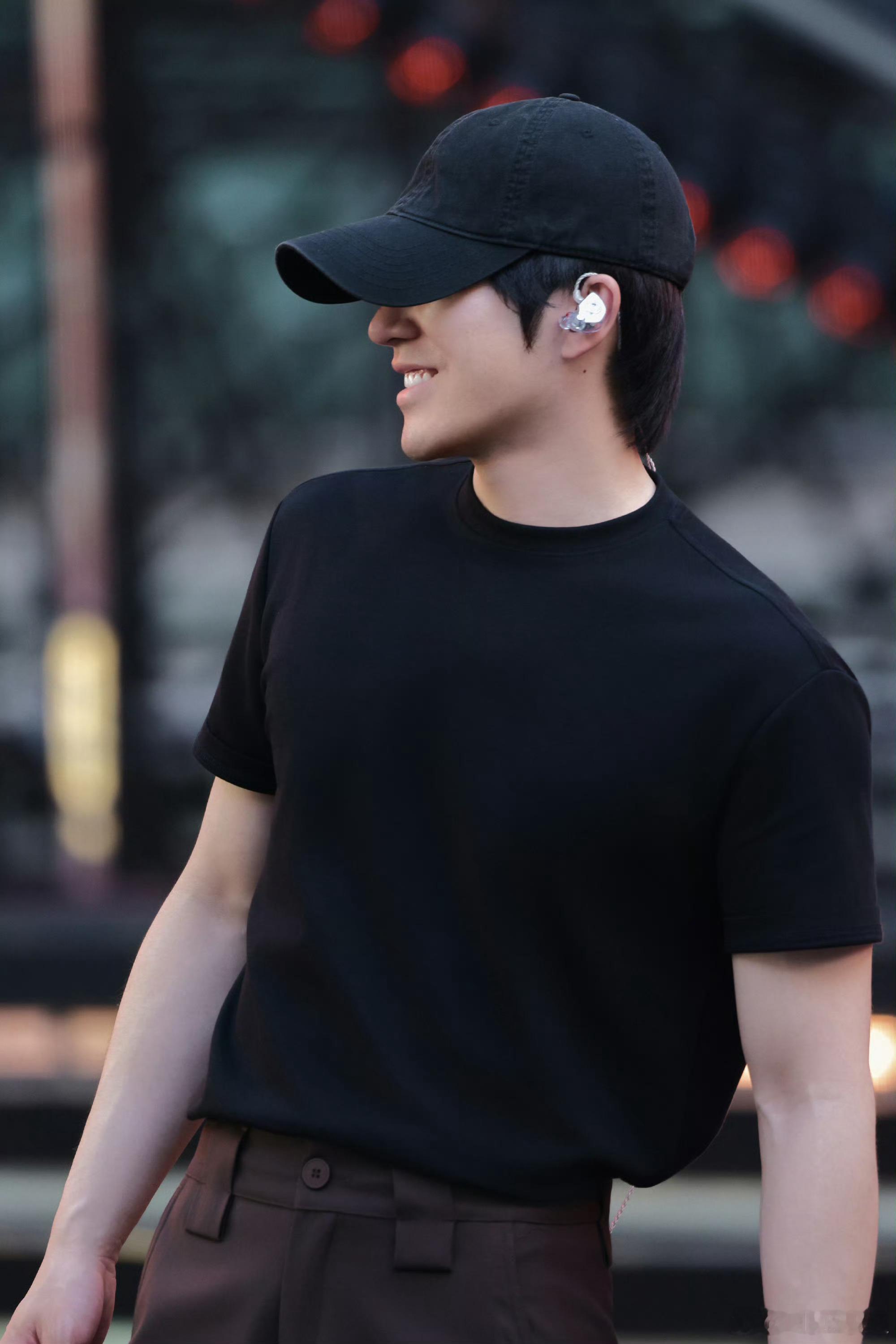李耕耘 lgy李耕耘0715生日快乐 晚安李歪歪