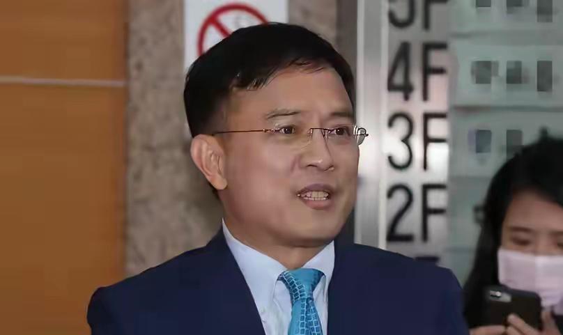 民进党这下还不得直接破防？

台湾有个叫吕礼诗的人，前段时间上了咱们大陆的052