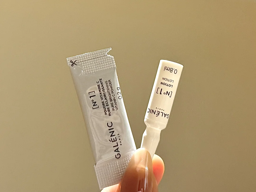 脸和手有色差的速进，用这个亮得特别快…