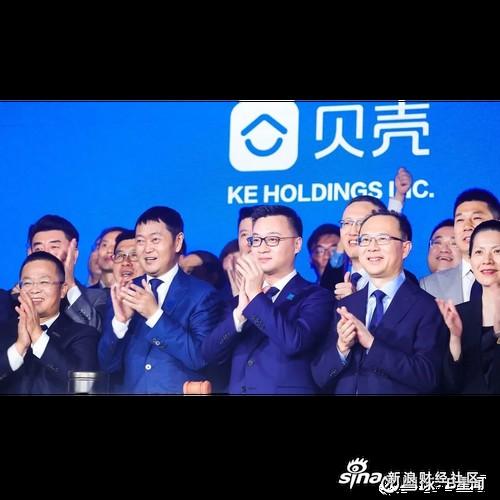 2021年，中国千亿富豪左晖因肺癌去世后，留下了1038亿身家，可谓是生不带来死