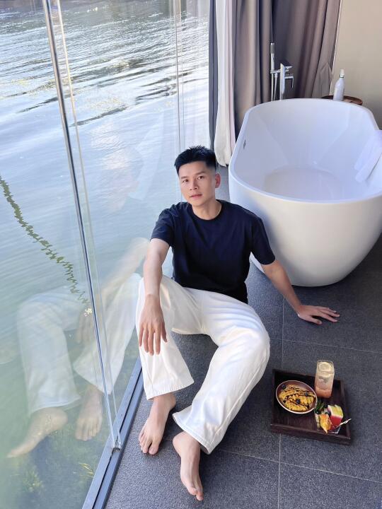 在洱海边躺一下午