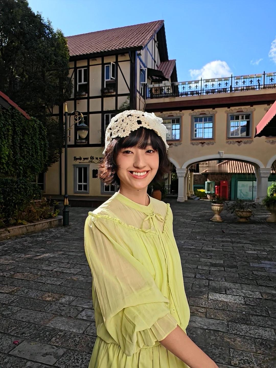 蓝厂S50系列带来高光慢动作运镜和变焦运镜﻿玩法，高级感满满，关键可以一键出片