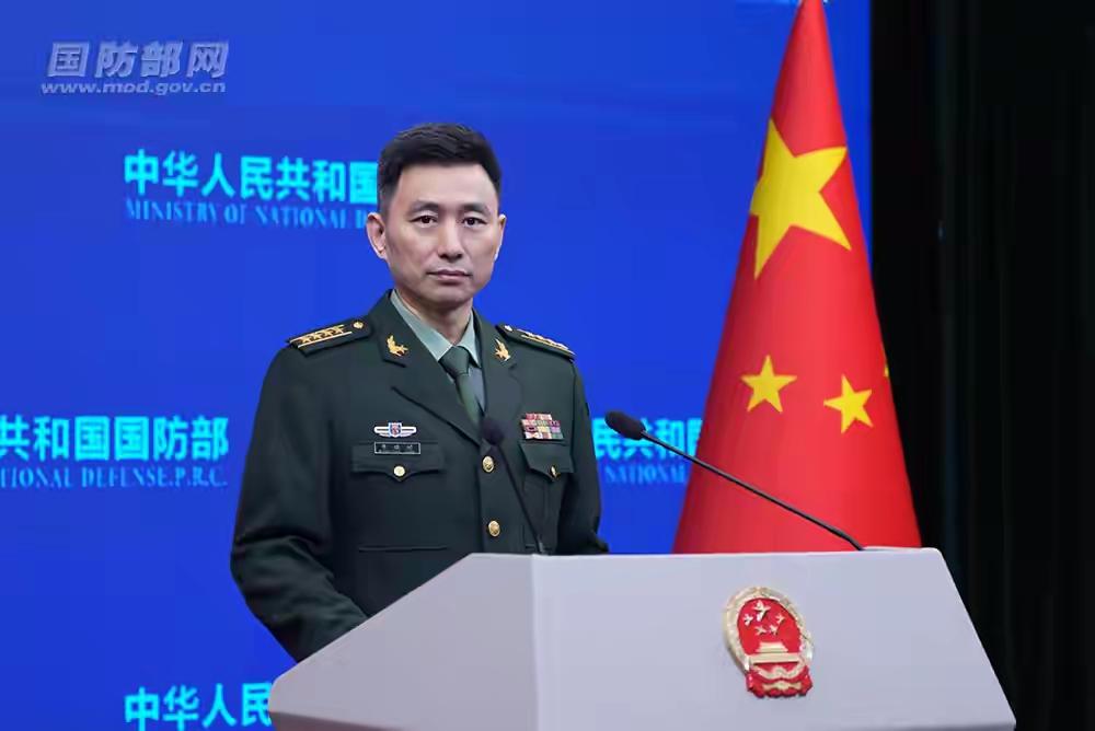 国防部硬刚菲律宾！南海稳了，你买菜加油才便宜
 
1月16日国防部硬气回怼菲律宾