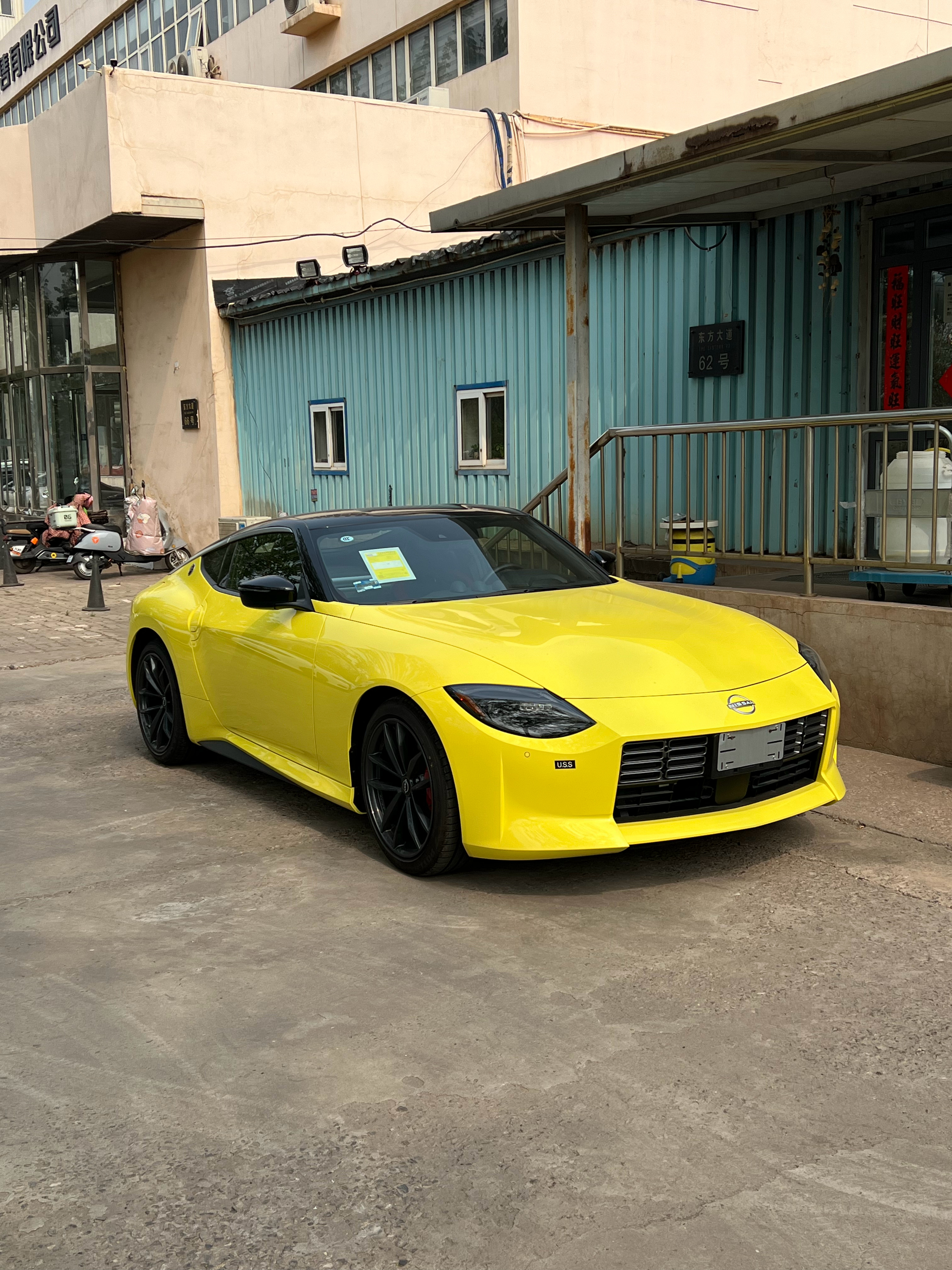 捯饬一下，洗洗车，准备给客户交车了 天津·中国天津自由贸易试验区