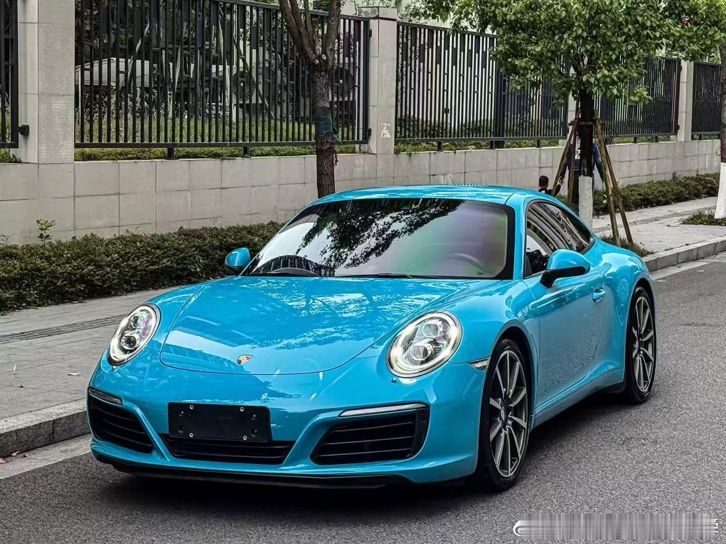 【车辆型号】保时捷911 991.2【上牌时间】2018年1月【行驶里程】5.9