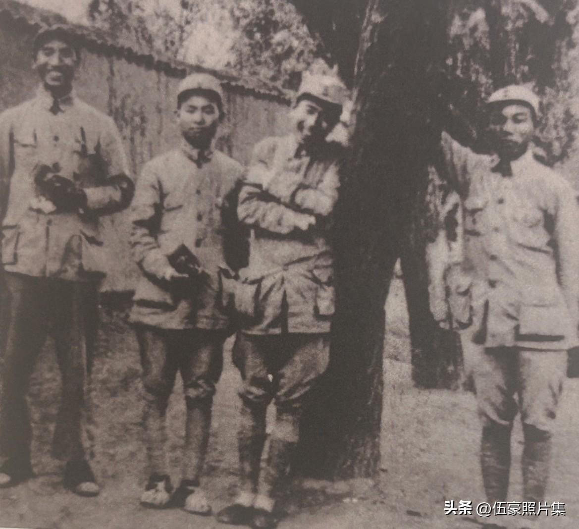 1938年9月、11月，根据中共中央部署，八路军第115师东进抗日挺进纵队、第1